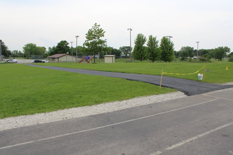 Photo of outdoor path at Ixonia Elementary School